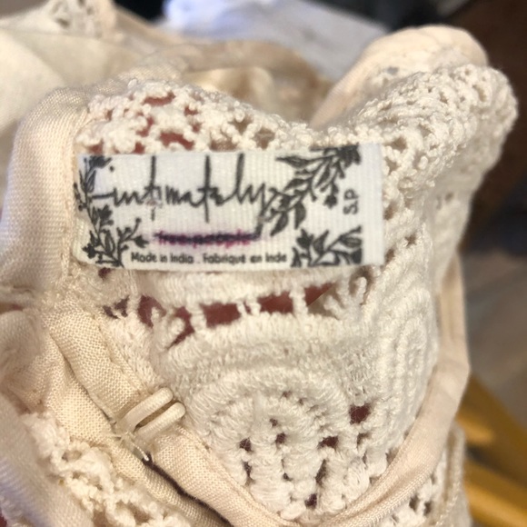 Free People Paisley Crochet Mini Sundress NWOT - Picture 4 of 8